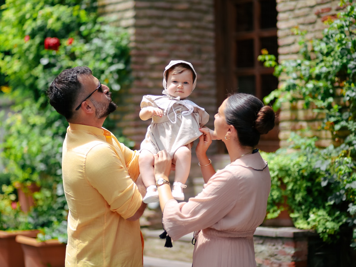 How to Bring Your Spouse and Child to the US with F2A Family Preference Visa